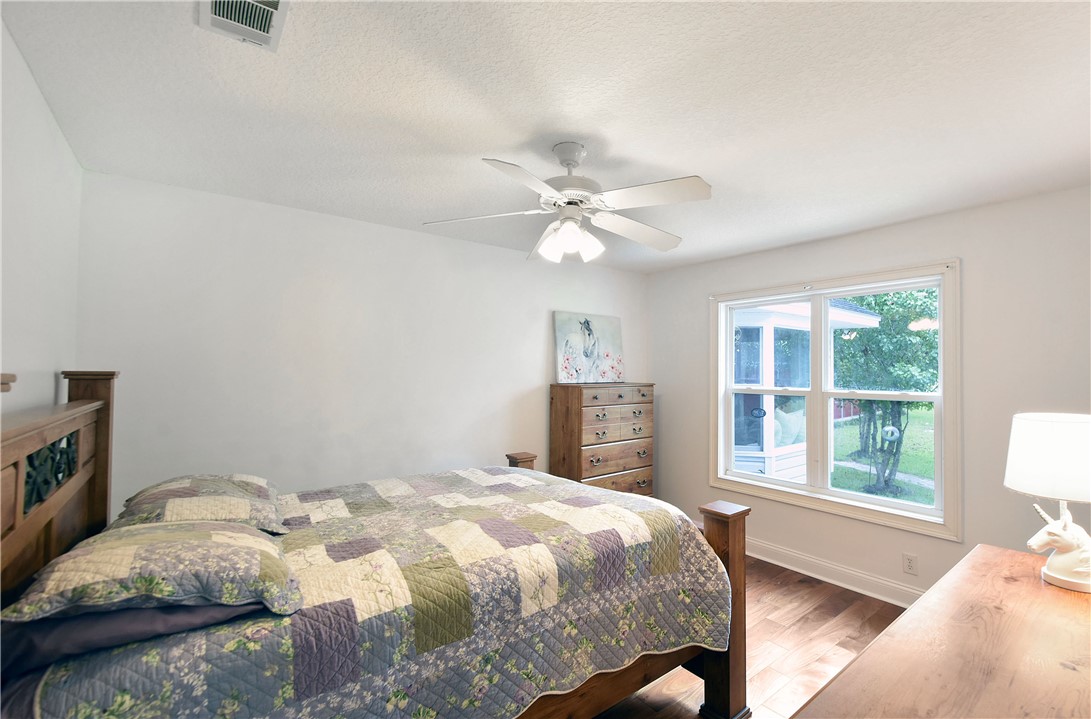 Hortense, Georgia 31543, United States, 4 Bedrooms Bedrooms, ,2 BathroomsBathrooms,Residential,Pending,40359