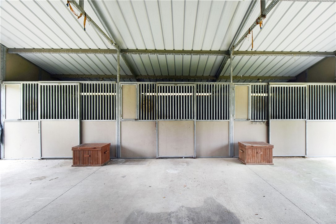 Hortense, Georgia 31543, United States, 4 Bedrooms Bedrooms, ,2 BathroomsBathrooms,Residential,Pending,40359