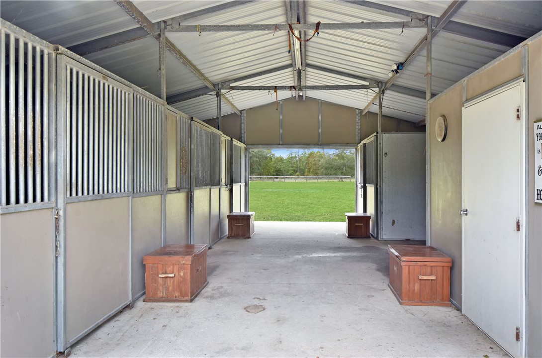 Hortense, Georgia 31543, United States, 4 Bedrooms Bedrooms, ,2 BathroomsBathrooms,Residential,Pending,40359