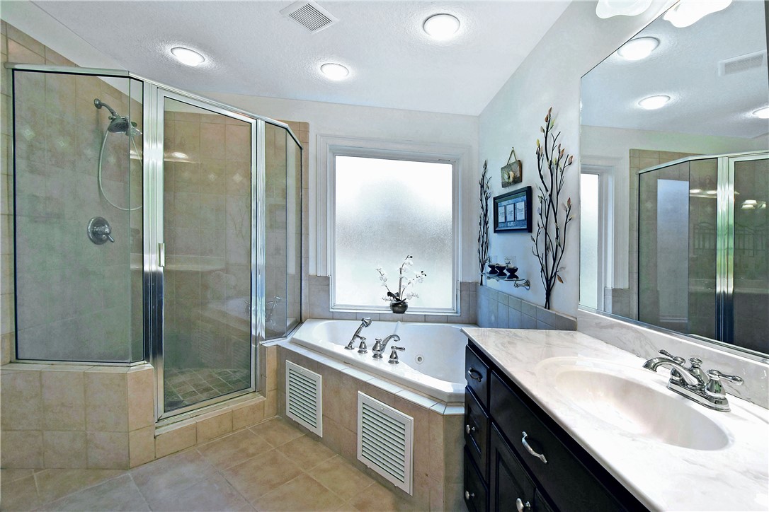 Hortense, Georgia 31543, United States, 4 Bedrooms Bedrooms, ,2 BathroomsBathrooms,Residential,Pending,40359