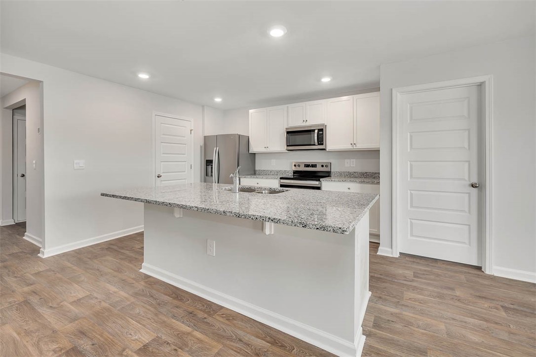 Brunswick, Georgia 31525, United States, 3 Bedrooms Bedrooms, ,2 BathroomsBathrooms,Residential,Active,3369