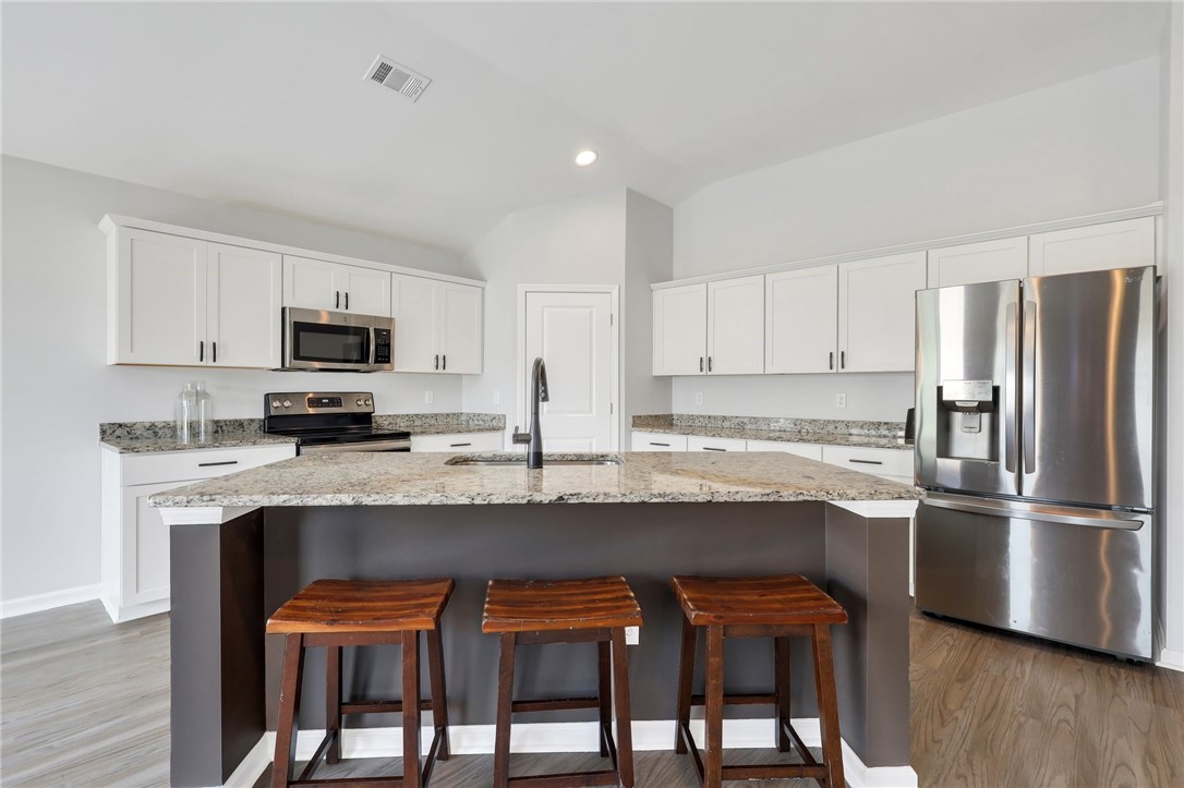 Brunswick, Georgia 31525, United States, 4 Bedrooms Bedrooms, ,2 BathroomsBathrooms,Residential,Active,85167