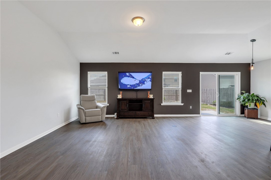 Brunswick, Georgia 31525, United States, 4 Bedrooms Bedrooms, ,2 BathroomsBathrooms,Residential,Active,85167