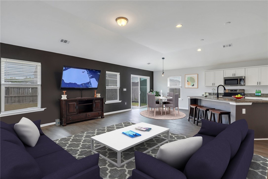 Brunswick, Georgia 31525, United States, 4 Bedrooms Bedrooms, ,2 BathroomsBathrooms,Residential,Active,85167