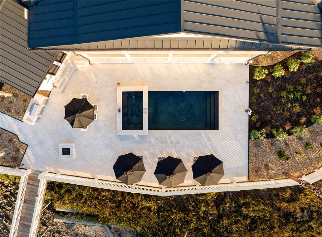 St Simons Island, Georgia 31522, United States, 6 Bedrooms Bedrooms, ,9 BathroomsBathrooms,Residential,Active,240073