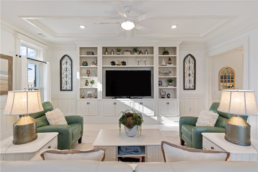 St Simons Island, Georgia 31522, United States, 6 Bedrooms Bedrooms, ,9 BathroomsBathrooms,Residential,Active,240073