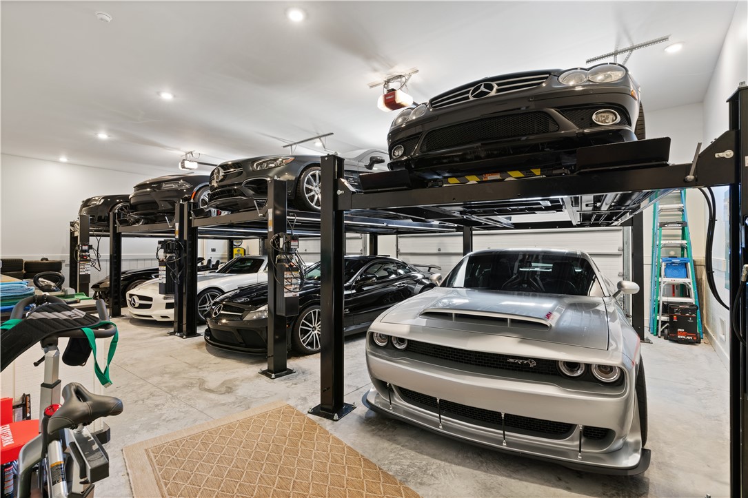 St Simons Island, Georgia 31522, United States, 6 Bedrooms Bedrooms, ,9 BathroomsBathrooms,Residential,Active,240073