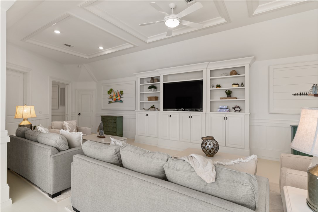 St Simons Island, Georgia 31522, United States, 6 Bedrooms Bedrooms, ,9 BathroomsBathrooms,Residential,Active,240073