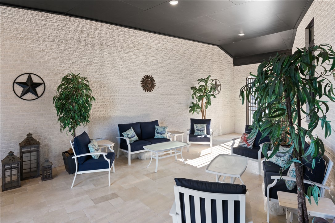 St Simons Island, Georgia 31522, United States, 6 Bedrooms Bedrooms, ,9 BathroomsBathrooms,Residential,Active,240073