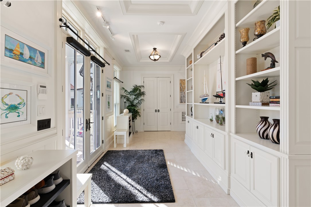 St Simons Island, Georgia 31522, United States, 6 Bedrooms Bedrooms, ,9 BathroomsBathrooms,Residential,Active,240073