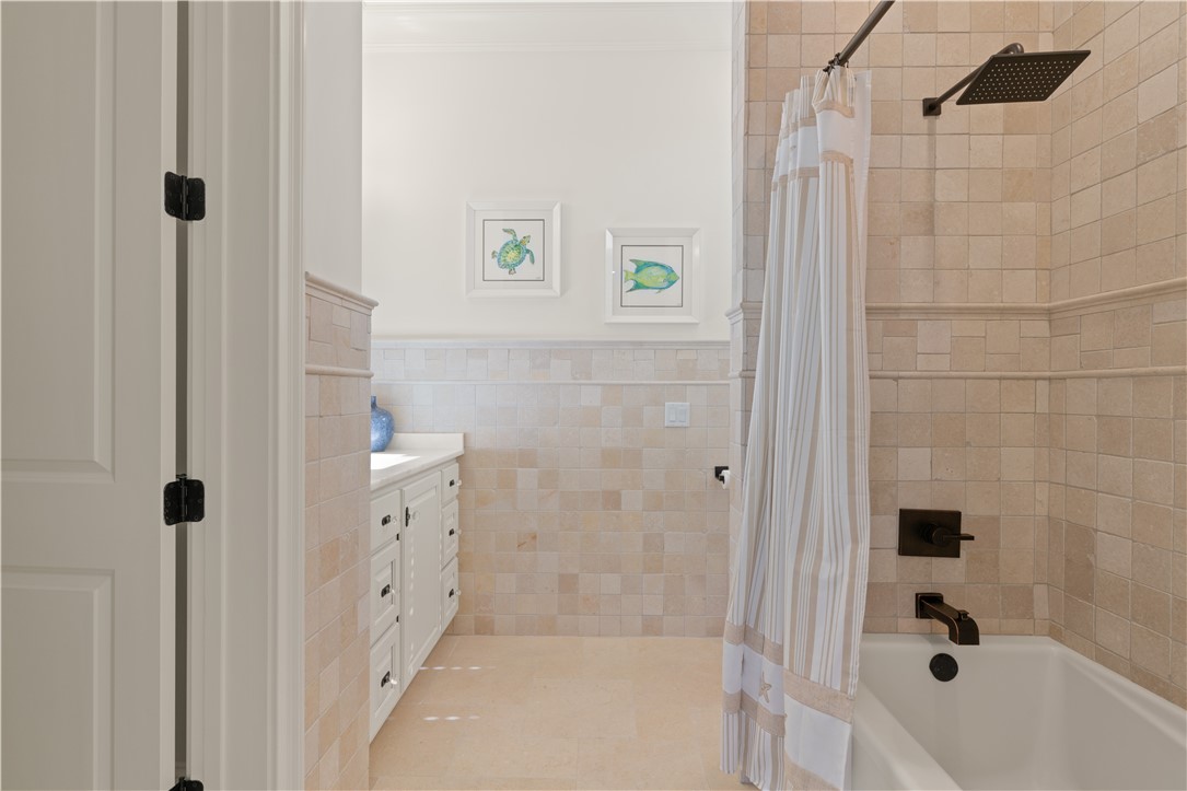 St Simons Island, Georgia 31522, United States, 6 Bedrooms Bedrooms, ,9 BathroomsBathrooms,Residential,Active,240073