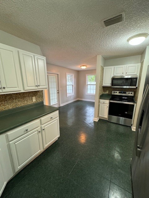 Brunswick, Georgia 31525, United States, 3 Bedrooms Bedrooms, ,2 BathroomsBathrooms,Residential,Active,225842