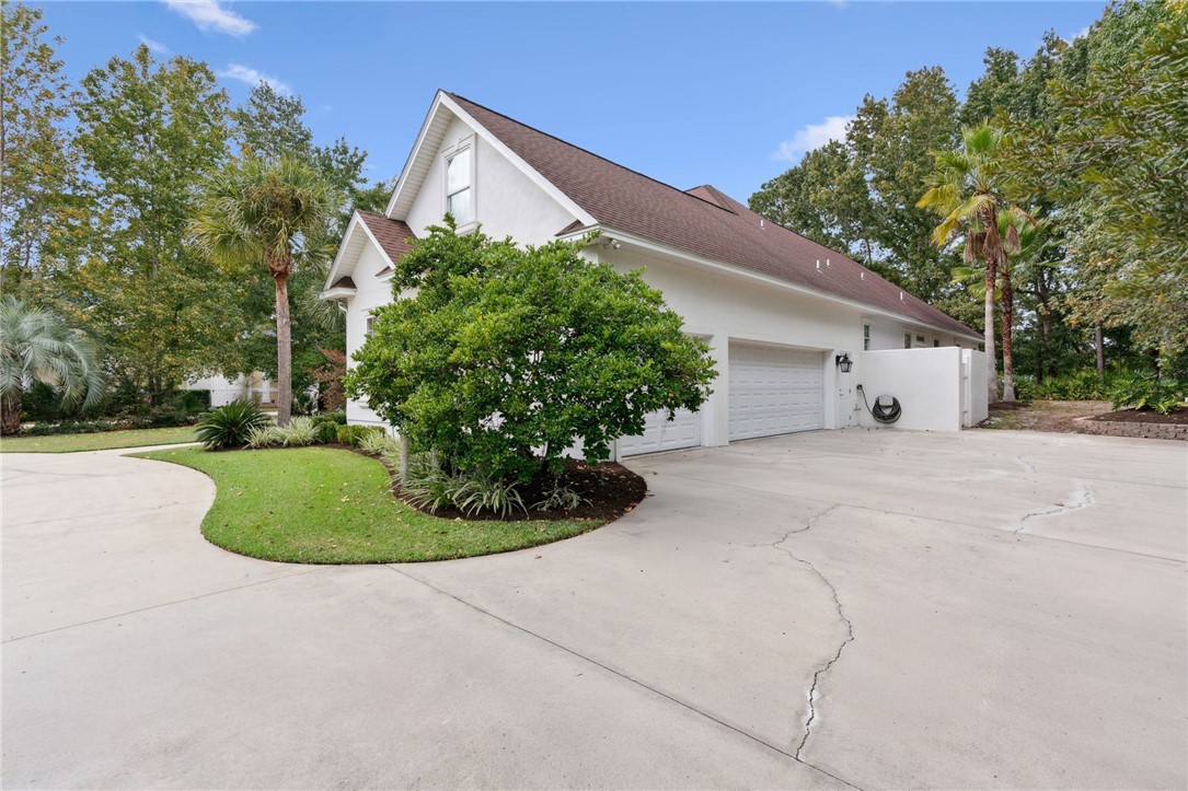 Brunswick, Georgia 31523, United States, 4 Bedrooms Bedrooms, ,4 BathroomsBathrooms,Residential,Active,235890