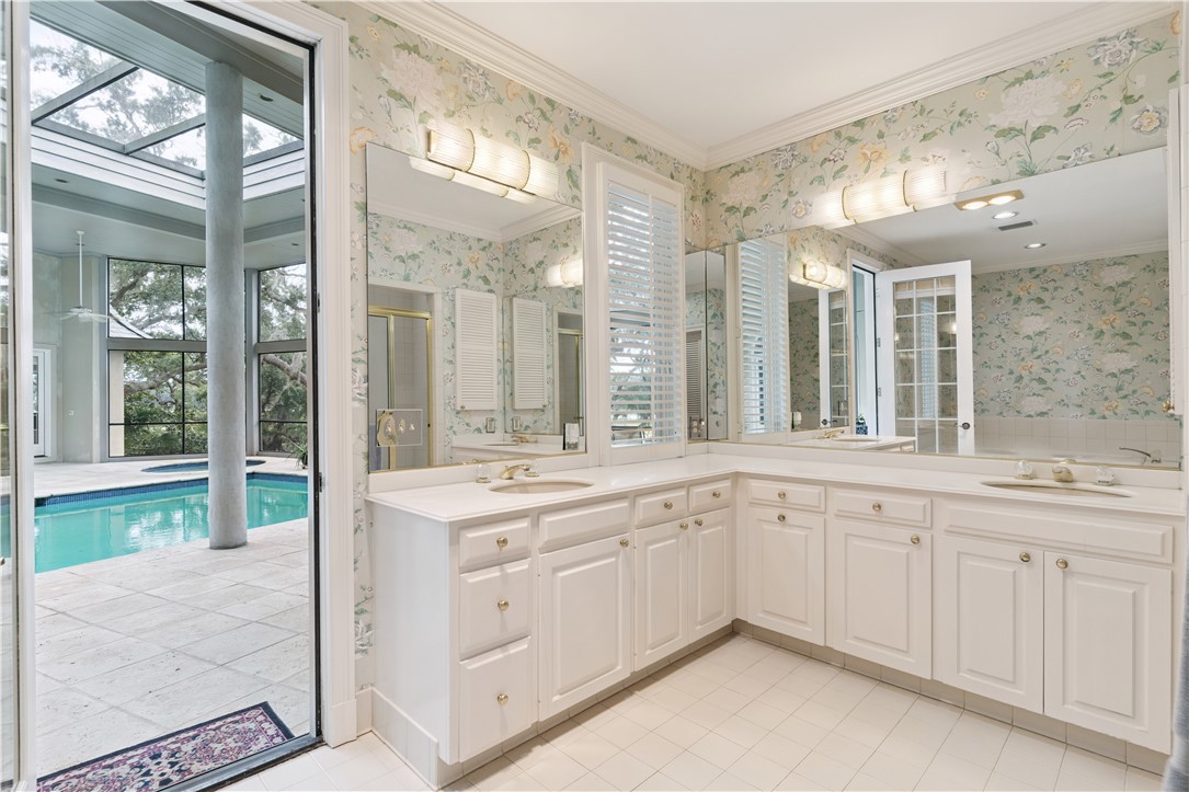 St Simons Island, Georgia 31522, United States, 4 Bedrooms Bedrooms, ,5 BathroomsBathrooms,Residential,Active,226316