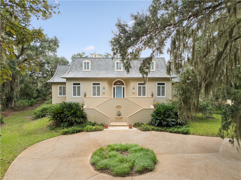 St Simons Island, Georgia 31522, United States, 4 Bedrooms Bedrooms, ,5 BathroomsBathrooms,Residential,Active,226316