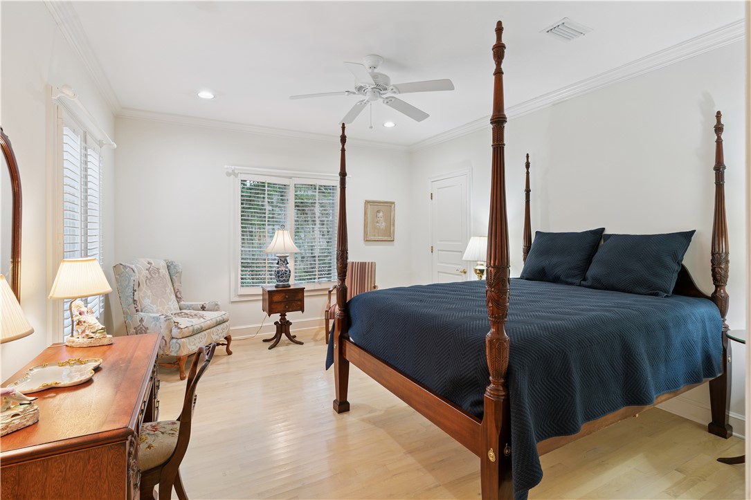 St Simons Island, Georgia 31522, United States, 4 Bedrooms Bedrooms, ,5 BathroomsBathrooms,Residential,Active,226316