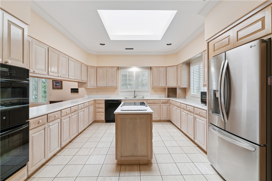 St Simons Island, Georgia 31522, United States, 4 Bedrooms Bedrooms, ,5 BathroomsBathrooms,Residential,Active,226316