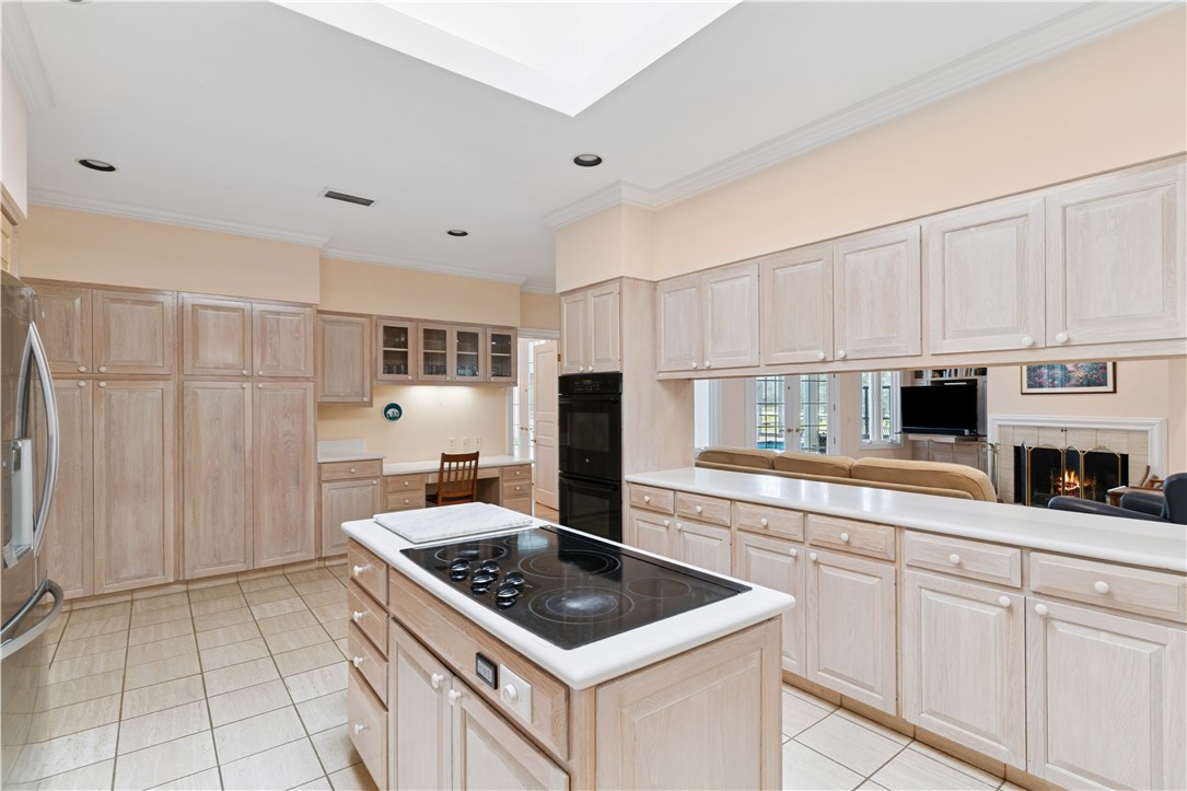 St Simons Island, Georgia 31522, United States, 4 Bedrooms Bedrooms, ,5 BathroomsBathrooms,Residential,Active,226316