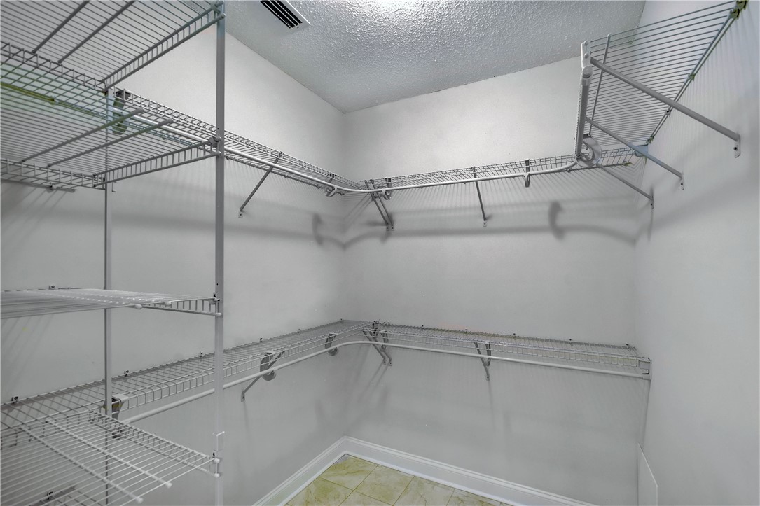 Brunswick, Georgia 31525, United States, 3 Bedrooms Bedrooms, ,3 BathroomsBathrooms,Residential,Pending,33461