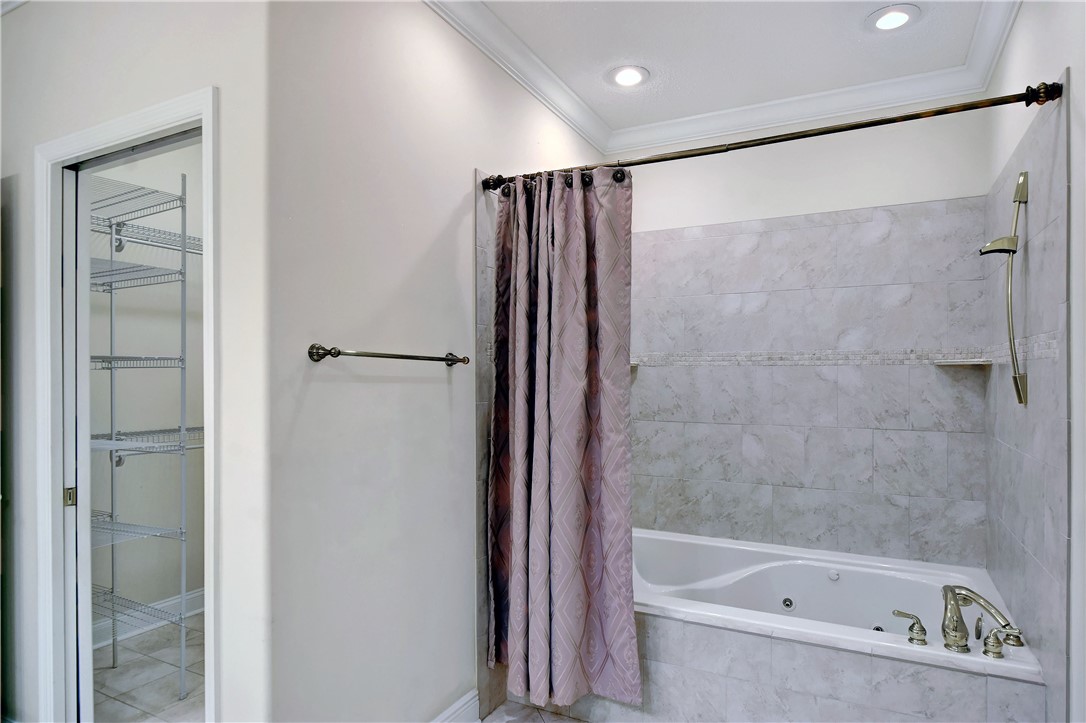 Brunswick, Georgia 31525, United States, 3 Bedrooms Bedrooms, ,3 BathroomsBathrooms,Residential,Pending,33461