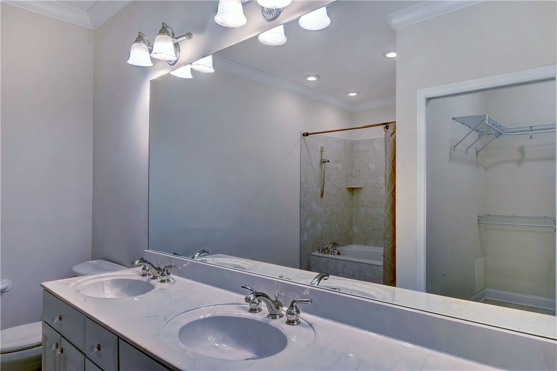 Brunswick, Georgia 31525, United States, 3 Bedrooms Bedrooms, ,3 BathroomsBathrooms,Residential,Pending,33461