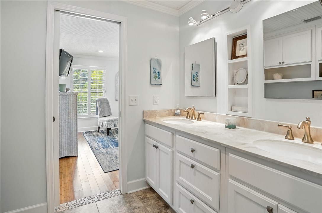 St Simons Island, Georgia 31522, United States, 3 Bedrooms Bedrooms, ,3 BathroomsBathrooms,Residential,Active,174945