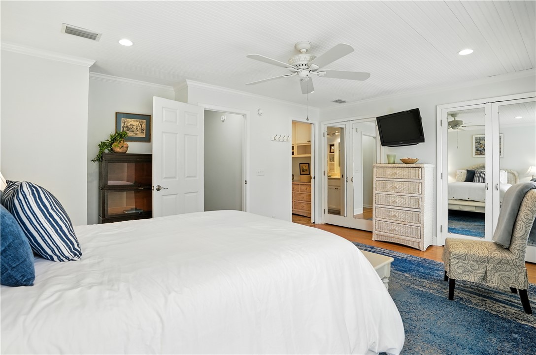 St Simons Island, Georgia 31522, United States, 3 Bedrooms Bedrooms, ,3 BathroomsBathrooms,Residential,Active,174945