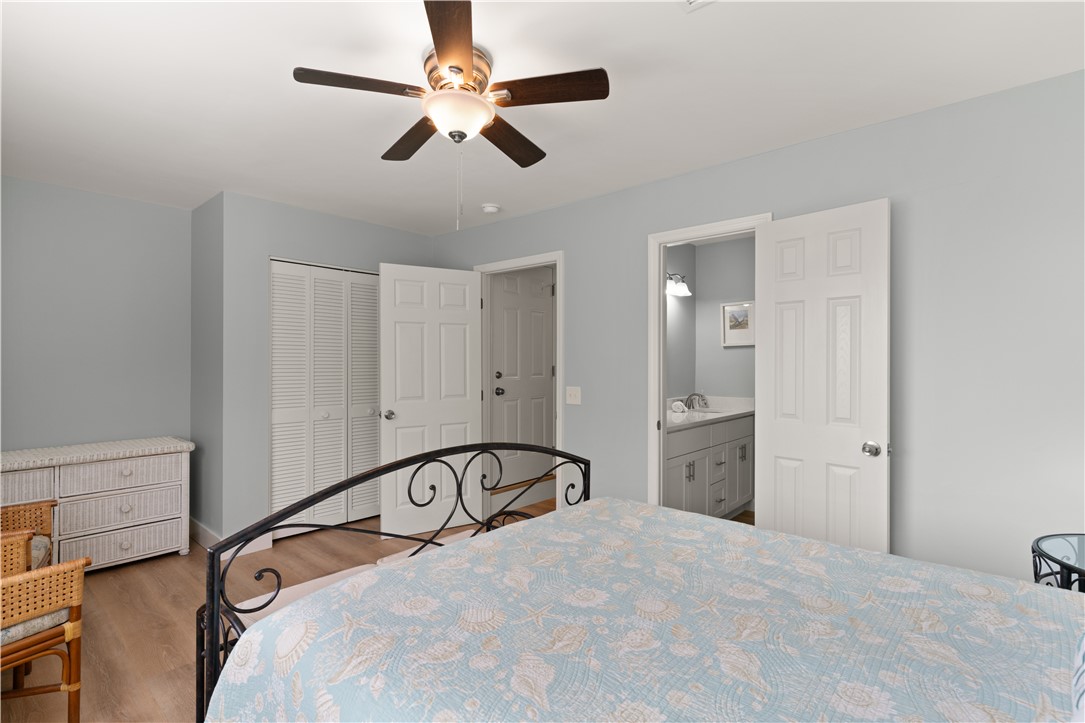 St Simons Island, Georgia 31522, United States, 4 Bedrooms Bedrooms, ,4 BathroomsBathrooms,Residential,Active,105327