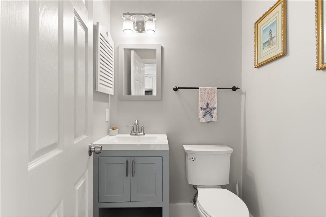 St Simons Island, Georgia 31522, United States, 4 Bedrooms Bedrooms, ,4 BathroomsBathrooms,Residential,Active,105327