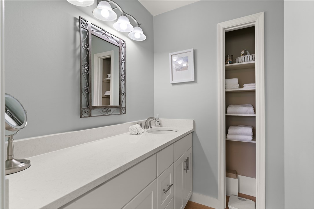 St Simons Island, Georgia 31522, United States, 4 Bedrooms Bedrooms, ,4 BathroomsBathrooms,Residential,Active,105327