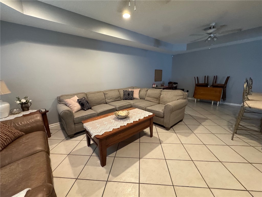 Brunswick, Georgia 31520, United States, 6 Bedrooms Bedrooms, ,4 BathroomsBathrooms,Residential,Pending,180157