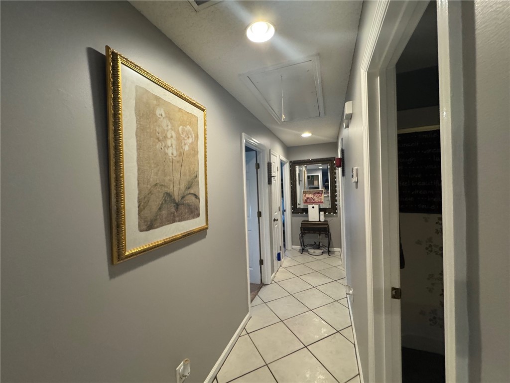 Brunswick, Georgia 31520, United States, 6 Bedrooms Bedrooms, ,4 BathroomsBathrooms,Residential,Pending,180157