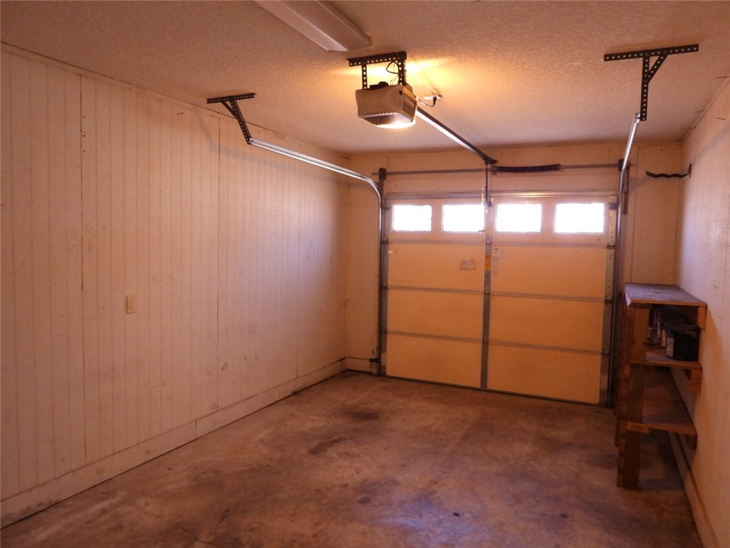 Brunswick, Georgia 31520, United States, 6 Bedrooms Bedrooms, ,4 BathroomsBathrooms,Residential,Pending,180157