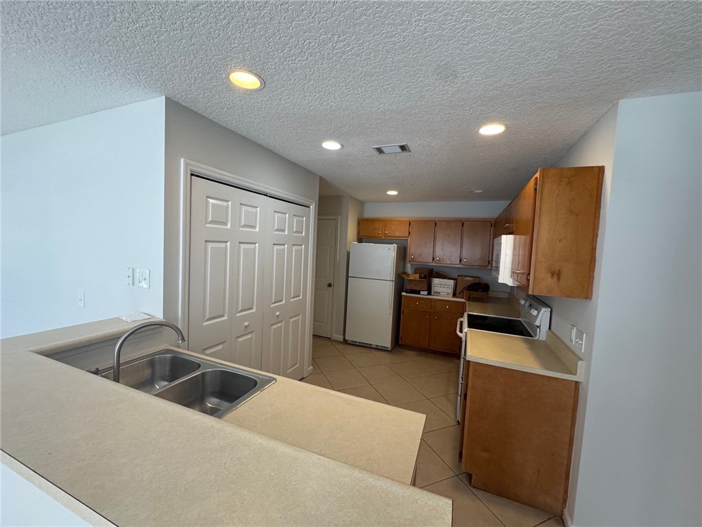 Brunswick, Georgia 31520, United States, 4 Bedrooms Bedrooms, ,4 BathroomsBathrooms,Residential,Active,26646