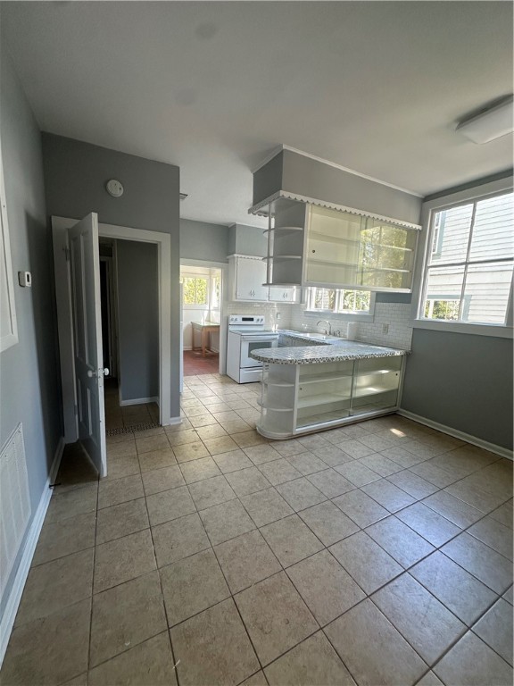 Brunswick, Georgia 31520, United States, 2 Bedrooms Bedrooms, ,1 BathroomBathrooms,Residential,Active,17845