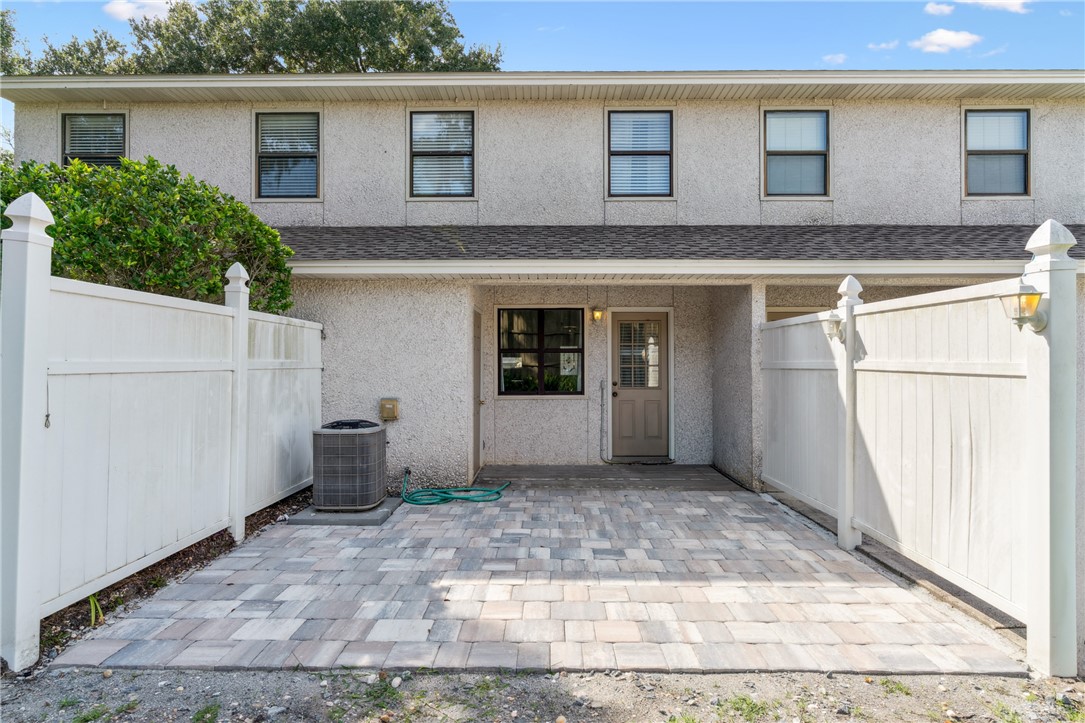 St Simons Island, Georgia 31522, United States, 2 Bedrooms Bedrooms, ,2 BathroomsBathrooms,Residential,Active,227546