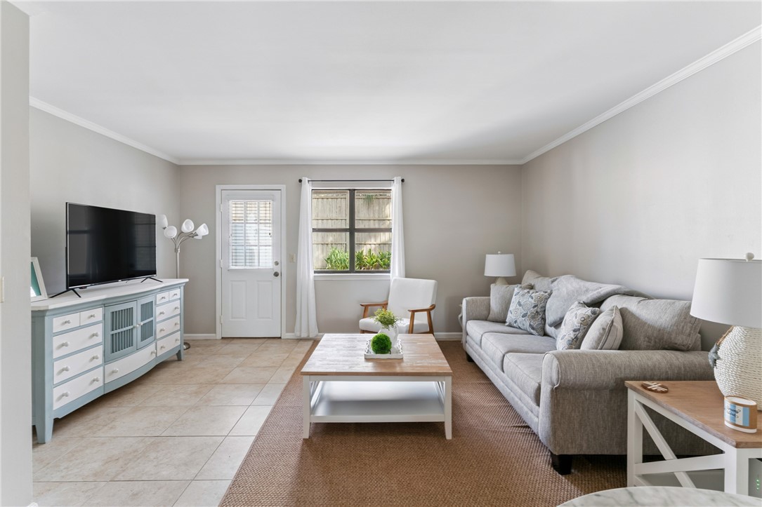 St Simons Island, Georgia 31522, United States, 2 Bedrooms Bedrooms, ,2 BathroomsBathrooms,Residential,Active,227546