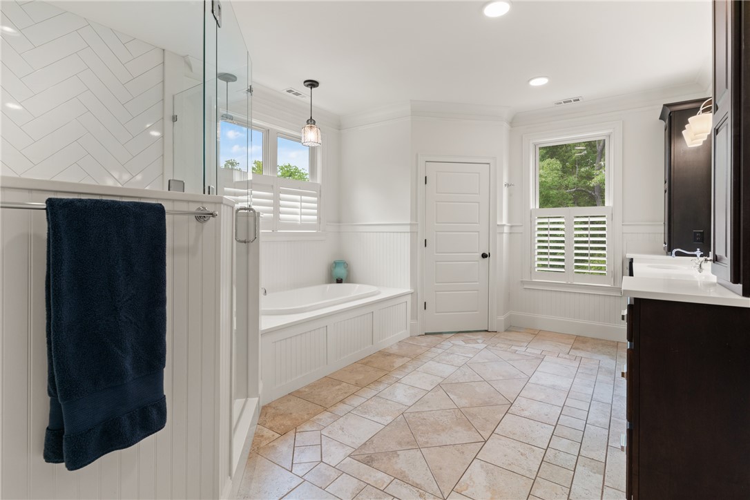 St Simons Island, Georgia 31522, United States, 4 Bedrooms Bedrooms, ,3 BathroomsBathrooms,Residential,Active,140851