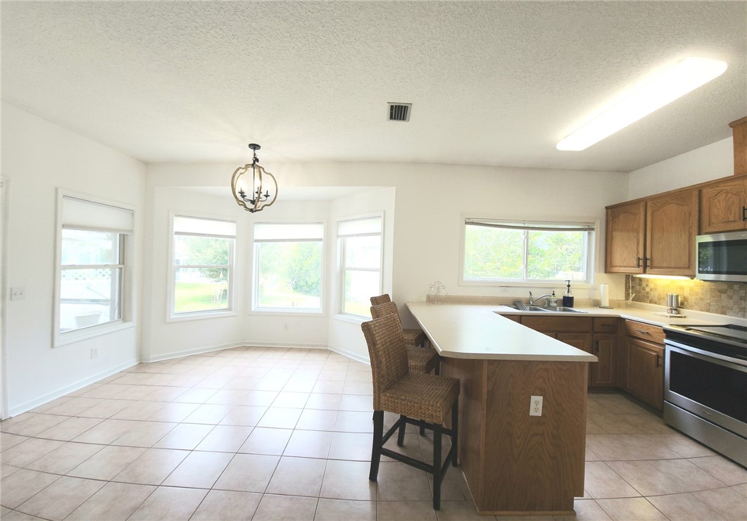 Brunswick, Georgia 31520, United States, 2 Bedrooms Bedrooms, ,2 BathroomsBathrooms,Residential,Pending,149267