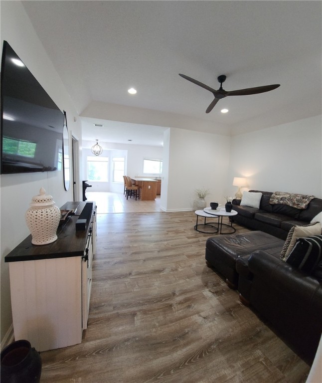 Brunswick, Georgia 31520, United States, 2 Bedrooms Bedrooms, ,2 BathroomsBathrooms,Residential,Pending,149267