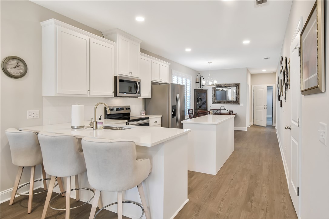 Brunswick, Georgia 31525, United States, 3 Bedrooms Bedrooms, ,2 BathroomsBathrooms,Residential,Active,244751