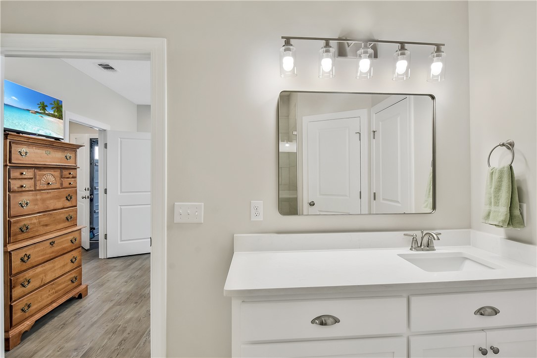 Brunswick, Georgia 31525, United States, 3 Bedrooms Bedrooms, ,2 BathroomsBathrooms,Residential,Active,244751