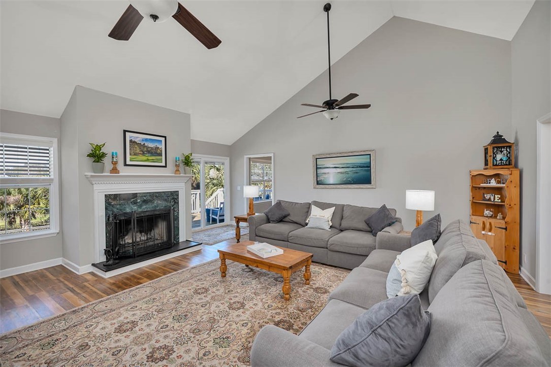 St Simons Island, Georgia 31522, United States, 5 Bedrooms Bedrooms, ,3 BathroomsBathrooms,Residential,Active,84267