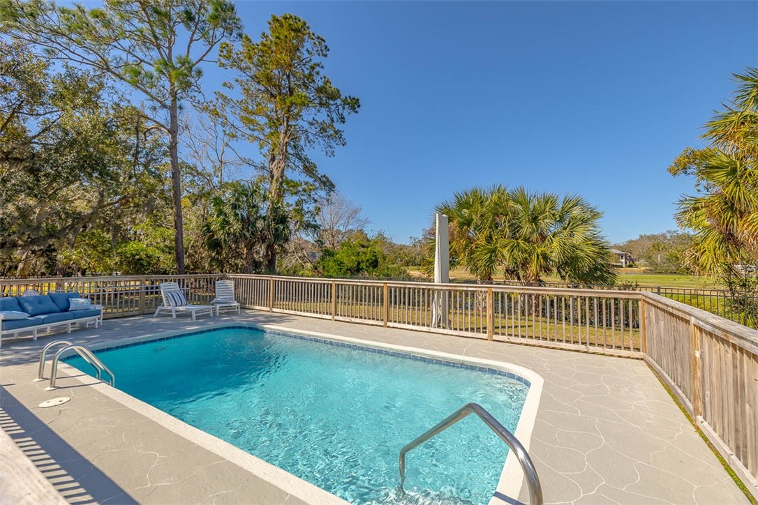 St Simons Island, Georgia 31522, United States, 5 Bedrooms Bedrooms, ,3 BathroomsBathrooms,Residential,Active,84267