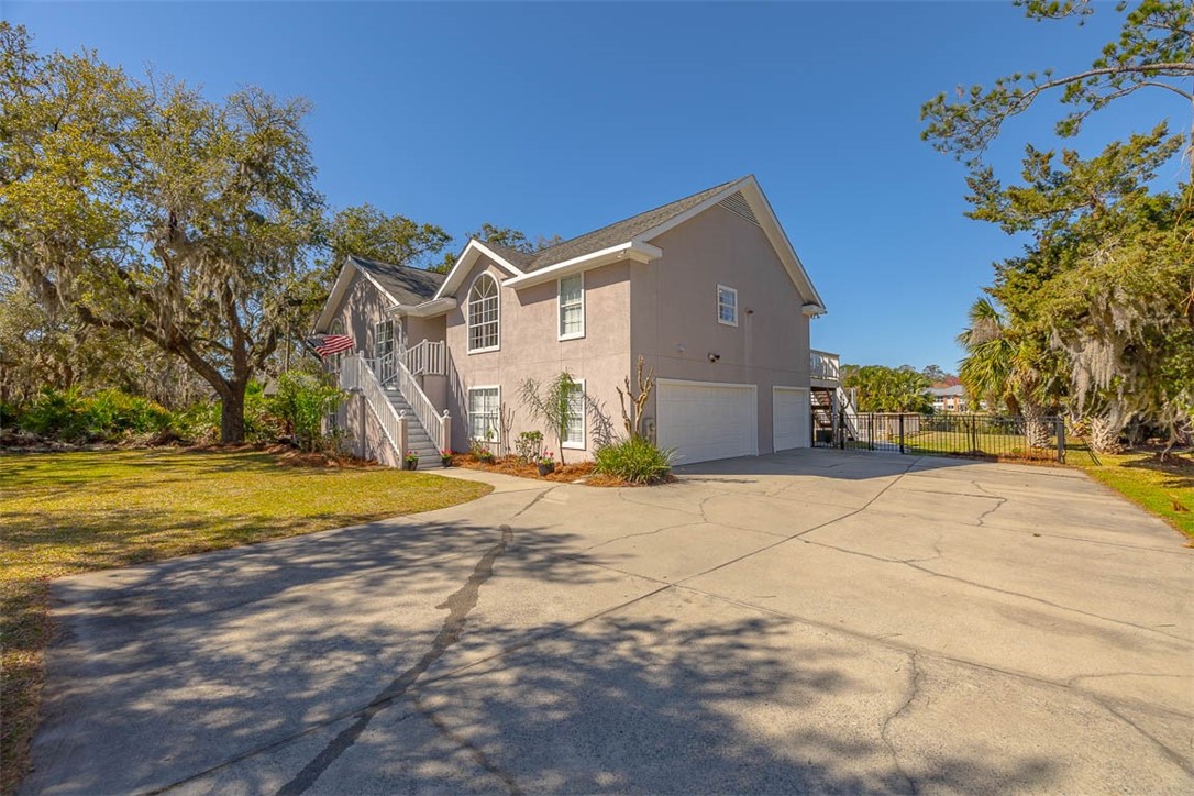St Simons Island, Georgia 31522, United States, 5 Bedrooms Bedrooms, ,3 BathroomsBathrooms,Residential,Active,84267