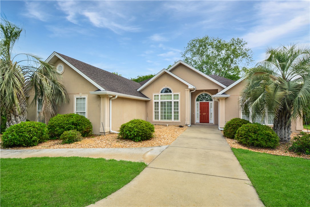 Brunswick, Georgia 31525, United States, 4 Bedrooms Bedrooms, ,2 BathroomsBathrooms,Residential,Pending,124641