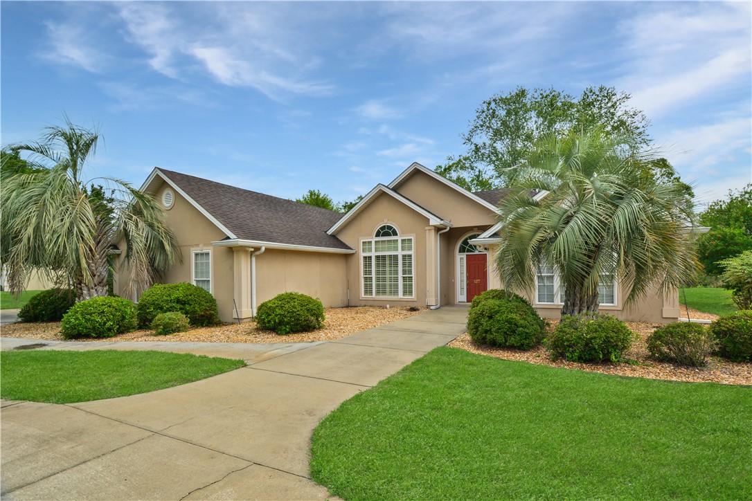 Brunswick, Georgia 31525, United States, 4 Bedrooms Bedrooms, ,2 BathroomsBathrooms,Residential,Pending,124641