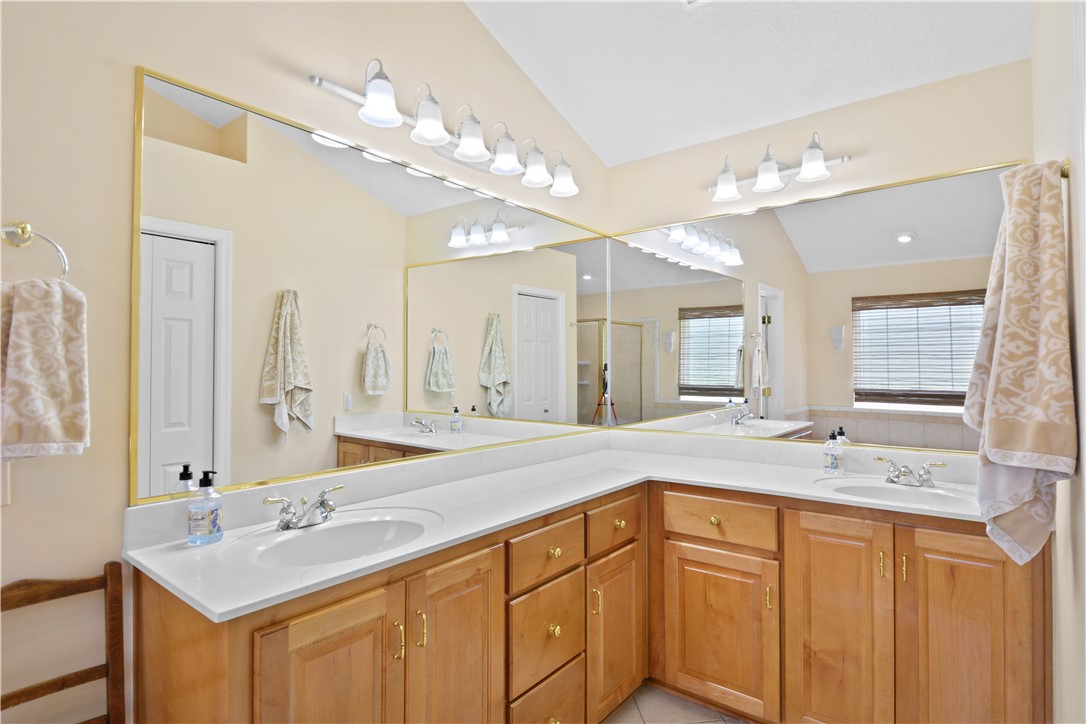 Brunswick, Georgia 31525, United States, 4 Bedrooms Bedrooms, ,2 BathroomsBathrooms,Residential,Pending,124641