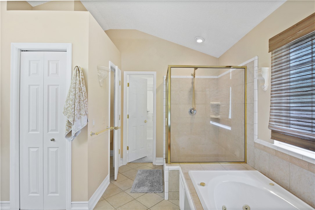 Brunswick, Georgia 31525, United States, 4 Bedrooms Bedrooms, ,2 BathroomsBathrooms,Residential,Pending,124641