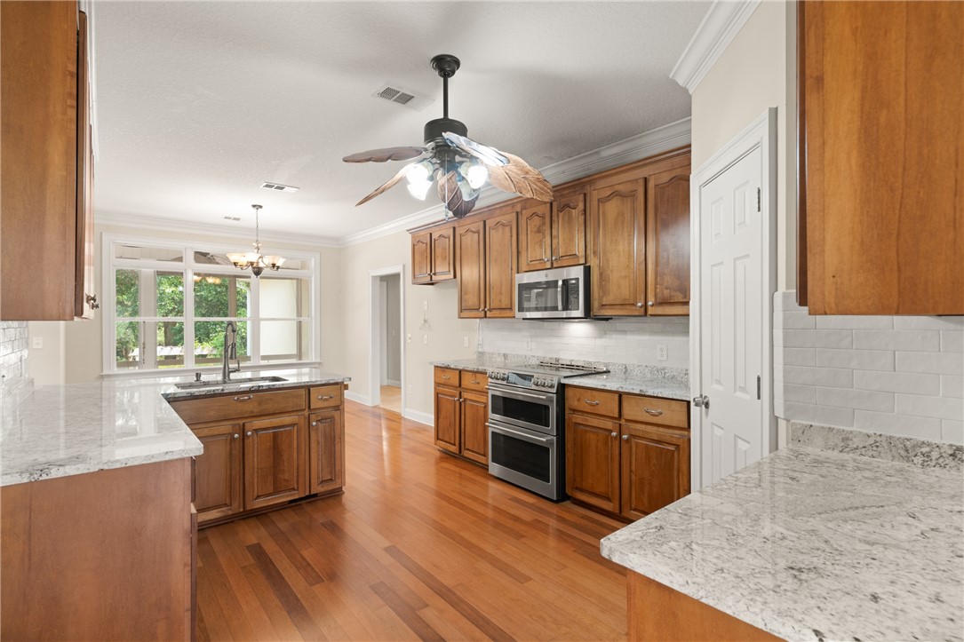 Brunswick, Georgia 31523, United States, 5 Bedrooms Bedrooms, ,4 BathroomsBathrooms,Residential,Active,146570